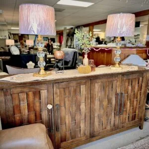 An artisan standing bar set