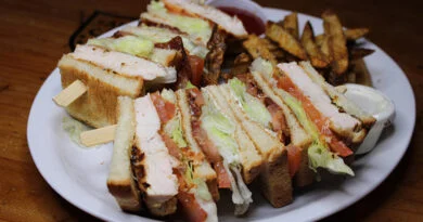 An Entrée from Aurora Colony Pub